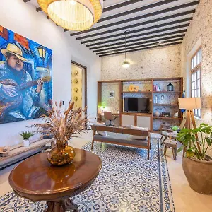 Сasa de vacaciones Casa Trova En Santa Lucía Centro, Mérida